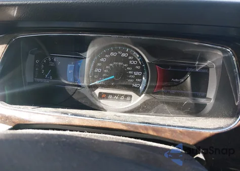 2013 Ford Taurus Limited z USA, uszkodzony, nr VIN 1FAHP2J84DG168239